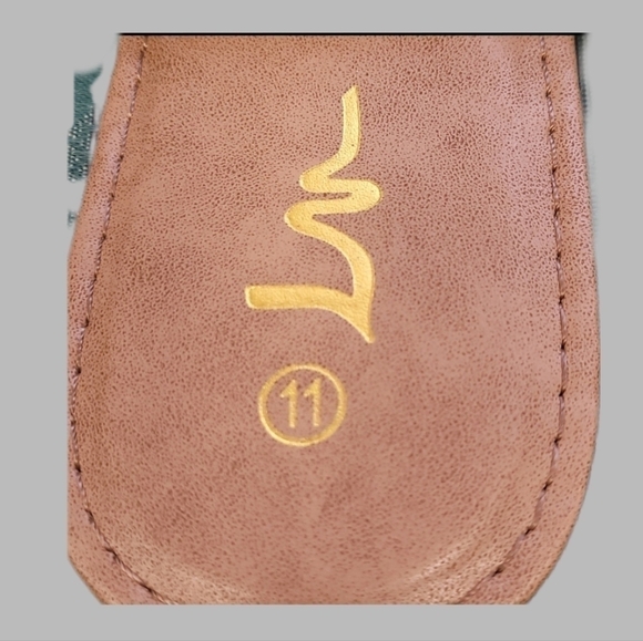 LM Women's braided slide sandal. Open toe with 2 straps. White, size 11, NEW - Picture 3 of 3